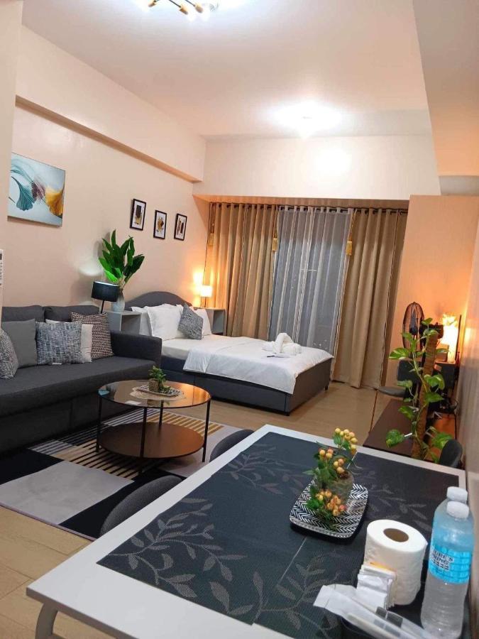 Studio Condo Building 81 Newport Boulevard Manila Dış mekan fotoğraf