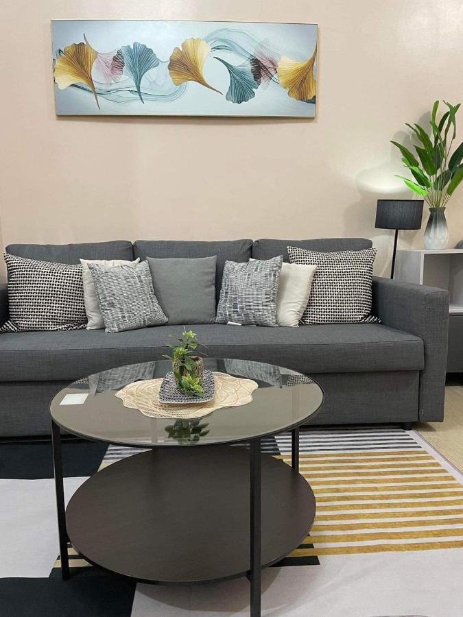 Studio Condo Building 81 Newport Boulevard Manila Dış mekan fotoğraf