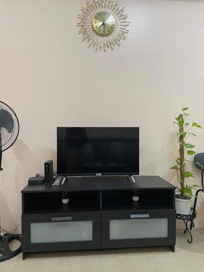 Studio Condo Building 81 Newport Boulevard Manila Dış mekan fotoğraf