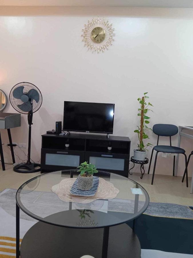 Studio Condo Building 81 Newport Boulevard Manila Dış mekan fotoğraf